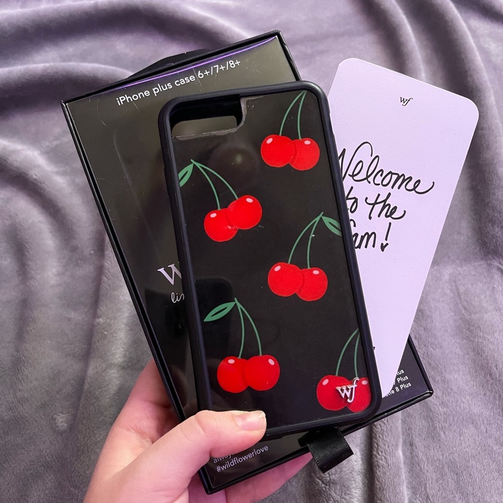 Wildflower black cherry Iphone 6+/7+/8+ Case